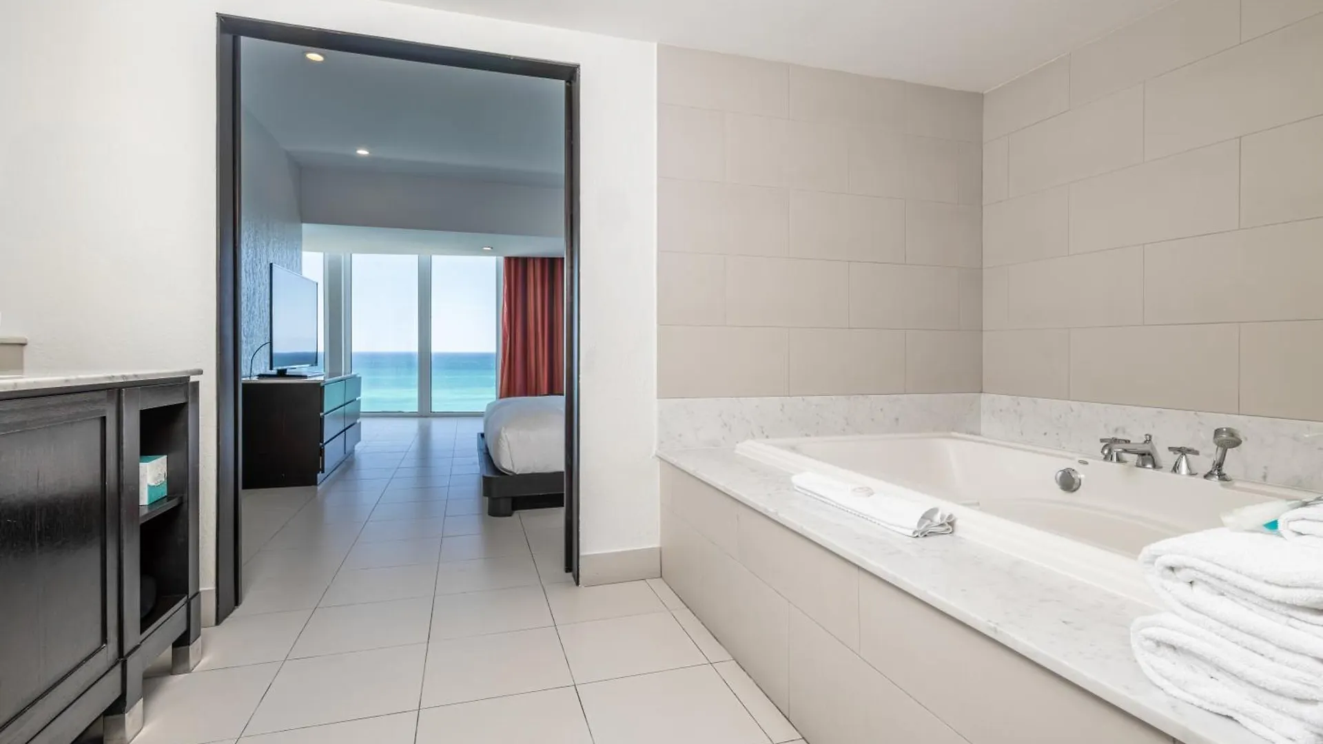 The Condado Plaza Hotel San Juan 4*,